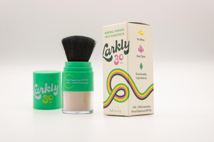 Larkly's mineral-based powder formulation does not require the potentially harsh synthetic chemicals needed to produce cream-based options, "and because they aren't absorbed into the skin, they're safer for sensitive skin," stated company co-founder Kerri Faber. © Dani de Pontes, Larkly Head of Creative 