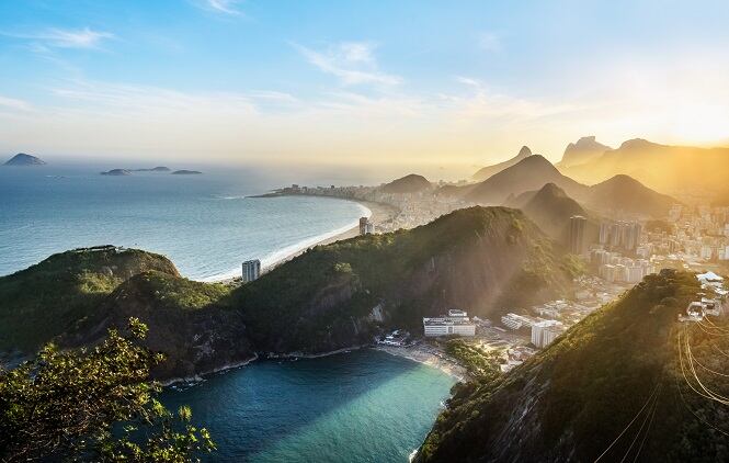 L’Oréal Brasil contributes to health care professionals and communities in need