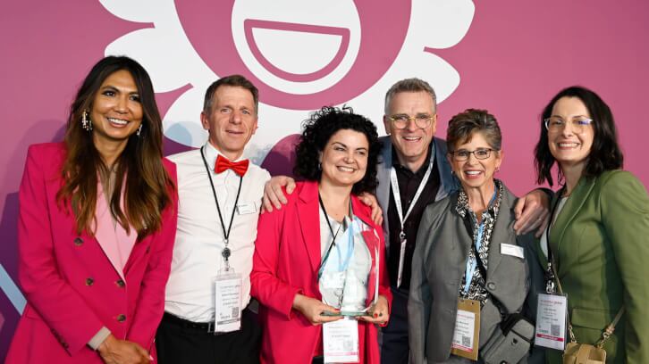 ECKART GmbH goes Gold in the Make-Up Bar Award category.
