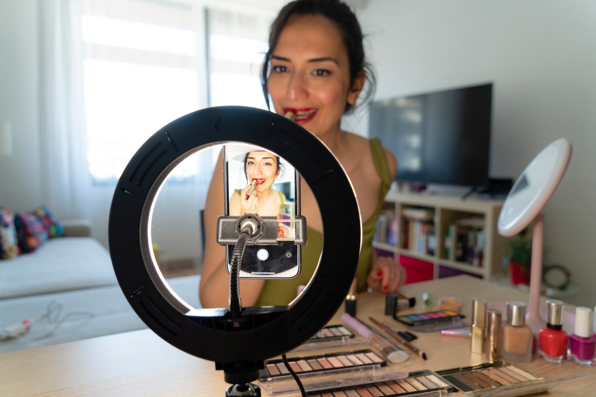 Influencer marketing trend analyst shares 2024 beauty trend forecasts