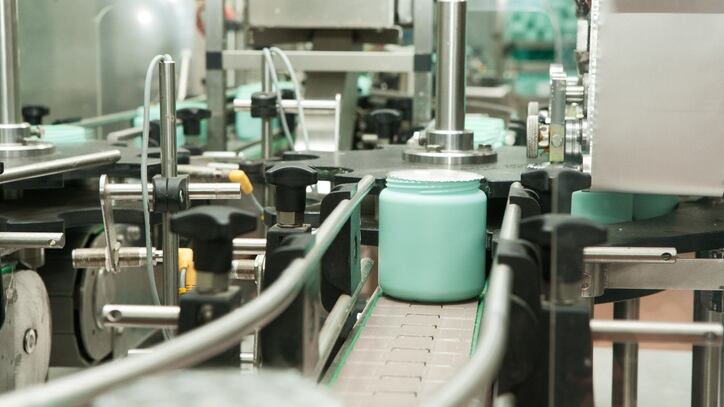 four-risks-to-short-and-long-term-supply-chain-stabilit.jpg