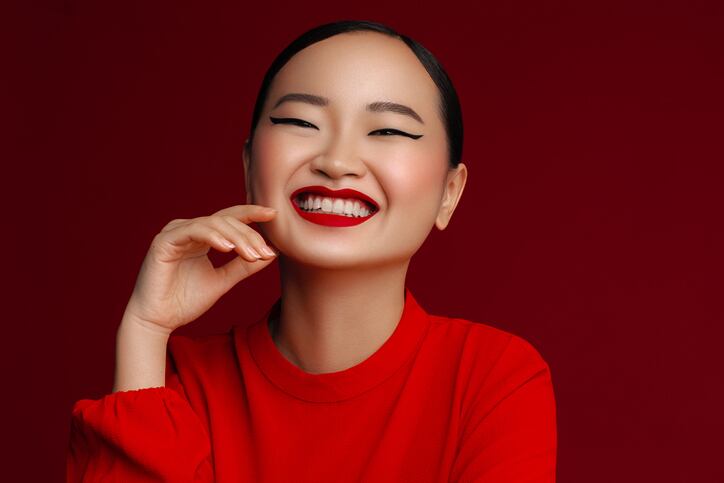lipstick_makeup_red_bright_colour_cosmetics_fun_joy_wellbeing_happy_woman_consumer_hair_face_bright_trends_consumers.jpg