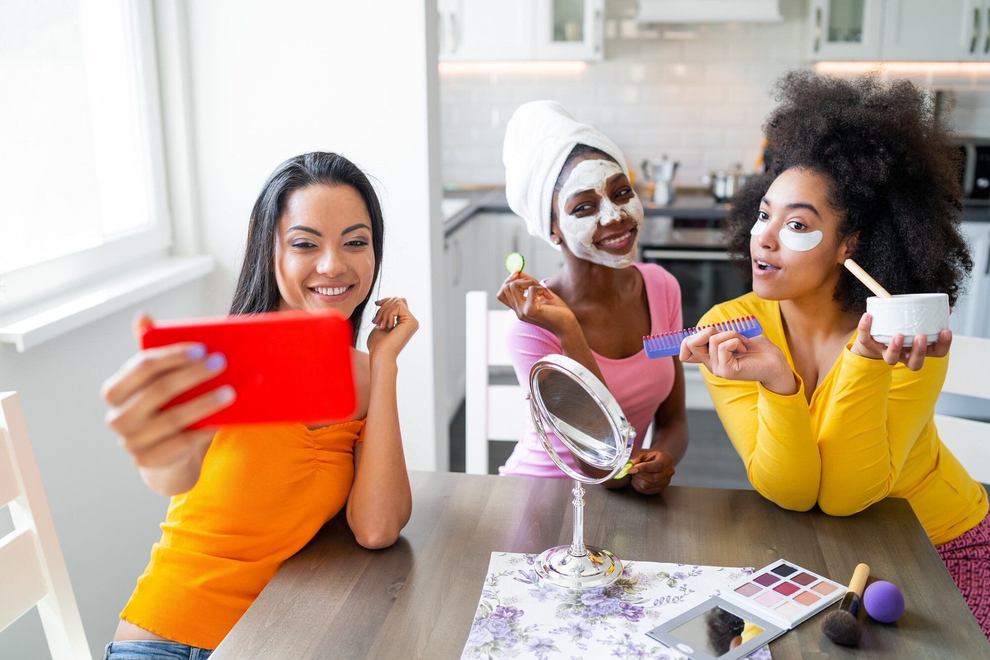 Traackr report reveals 23% surge in sponsored content mentions & 44% increase in skin care engagement