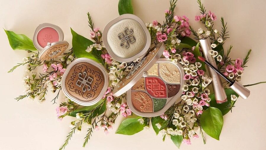 From east to west: US consumers showing more interest in C-beauty rituals – Florasis