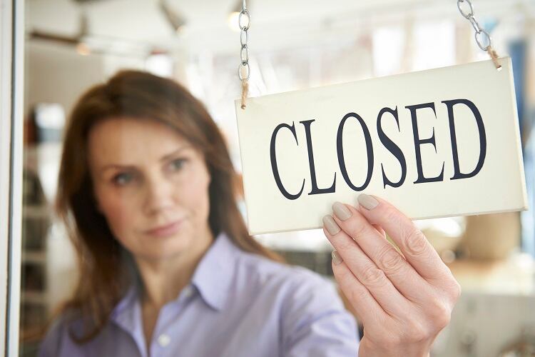 L’Oréal closes all retail in Canada