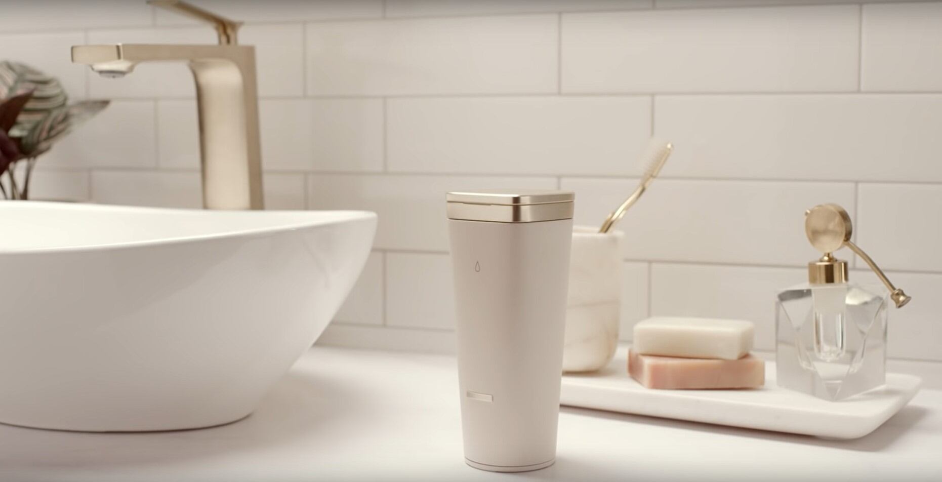 L-Oreal-beauty-device-Perso-launch-in-2021-will-be-accessible-to-all.jpg