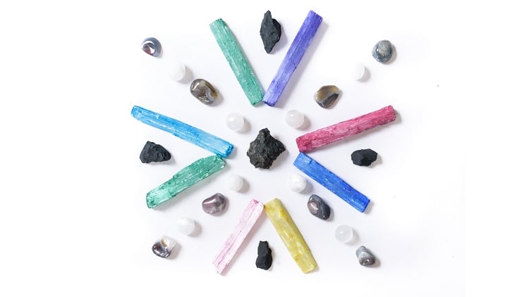 MoonBox: a look at the metaphysical beauty movement