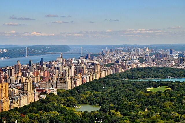 Raise-the-Green-Bar-sustainability-summit-takes-place-November-8-in-NYC.jpg