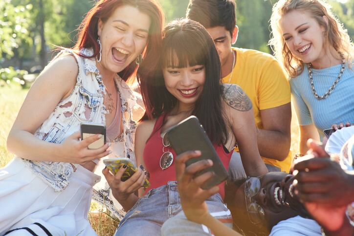 L’Oréal UK & Ireland selects social skin care app Clear for mentorship