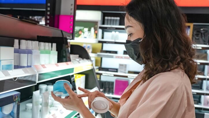 Takeaways-from-FIT-research-on-post-pandemic-beauty-world.jpg