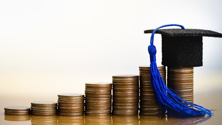 Mary Kay sponsors new Society of Cosmetic Chemists scholarship for ‘minority’ students