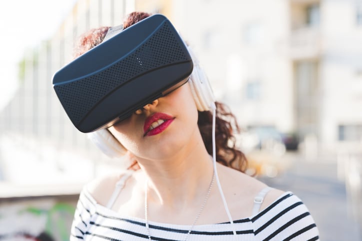 Orveon-thoughts-on-AI-virtual-tools-Metaverse-in-beauty.jpg
