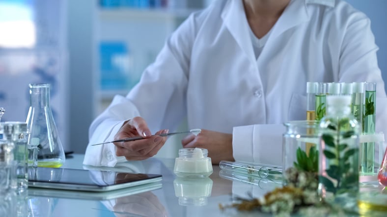 Catch-up-on-recent-cosmetic-formulation-research.jpg
