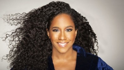 CURLS Founder and CEO Mahisha Dellinger (photographed by Derek Blanks)