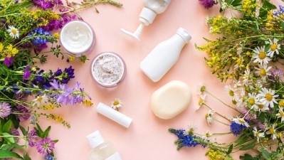 Clean beauty crops up across retail shelves, but without a standardized definition of clean, consumers are left confused about their product. © Getty Images - Mizina