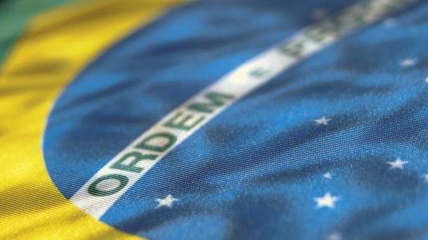 Cash-strapped Brazilians turn to e-commerce