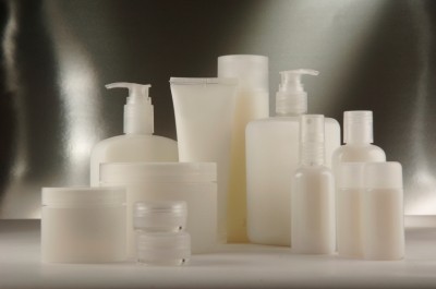 Oil based cosmetics driving high viscosity packaging innovation