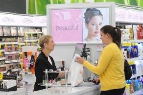 Nonie Creme Colour Prevails launches at Walgreens