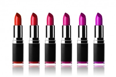 M.A.C. Facebook campaign targets discontinued lipstick favorities
