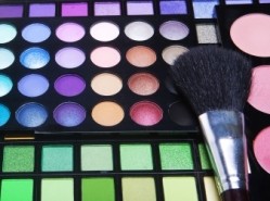 Survey highlights specialty brands catching up on the top US color cosmetics players